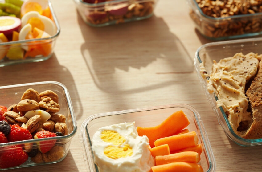  Lanches saudáveis para o trabalho: 25 opções práticas e nutritivas